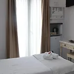 Sofia Πανσιόν 4*