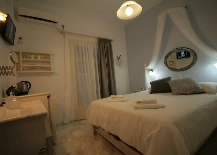 Πανσιόν Sofia Πάρος